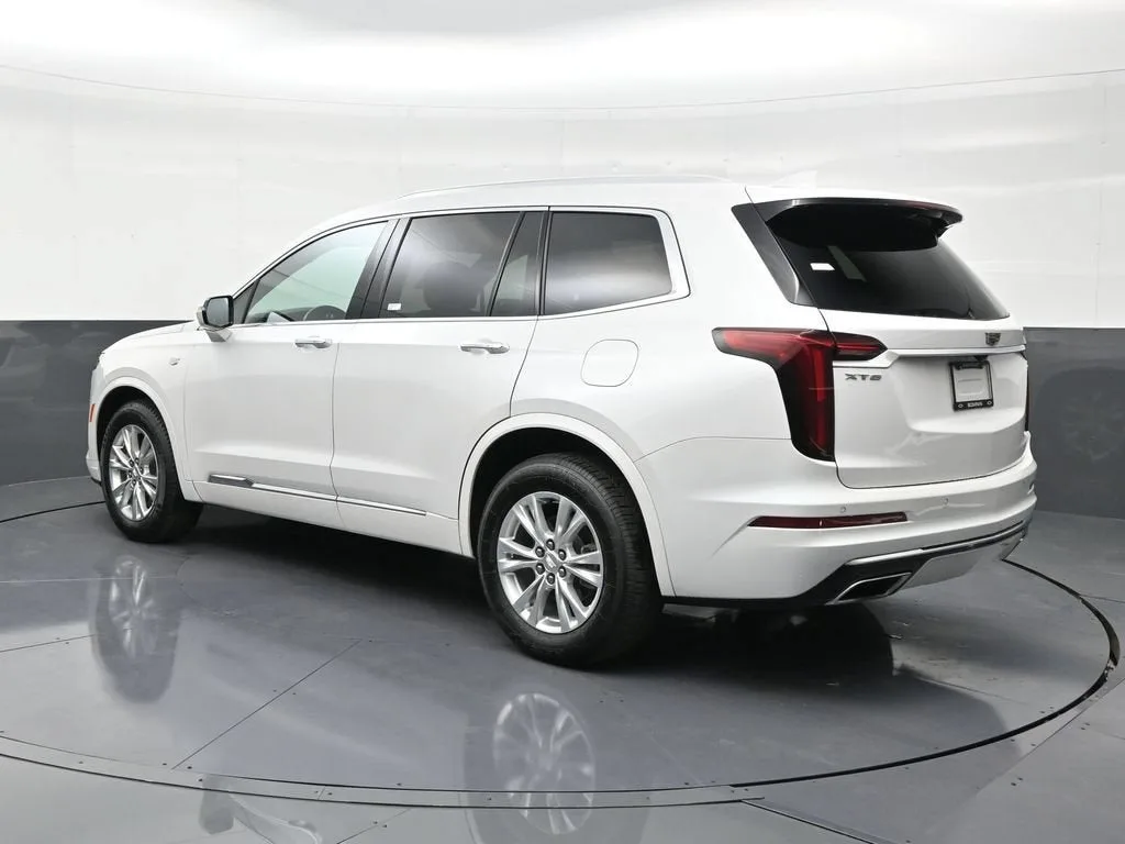 2021 Cadillac XT6 Luxury photo 5