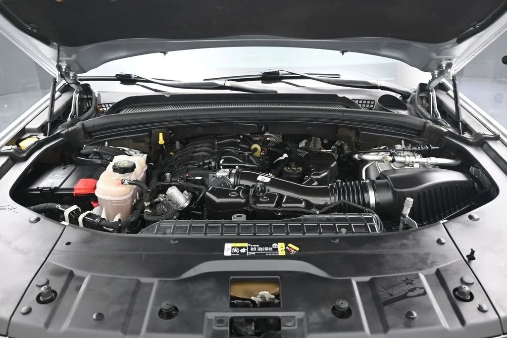 2021 Jeep Grand Cherokee L Limited 4x2 photo 12