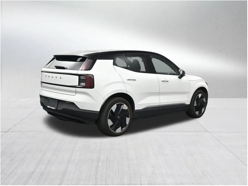 2025 Volvo EX30 Plus Twin Motor Performance, Fully electric photo 5