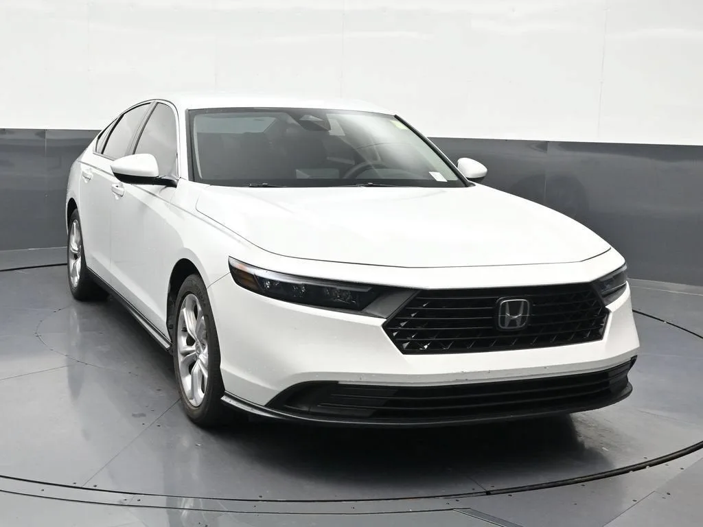 2024 Honda Accord Sedan LX photo 7