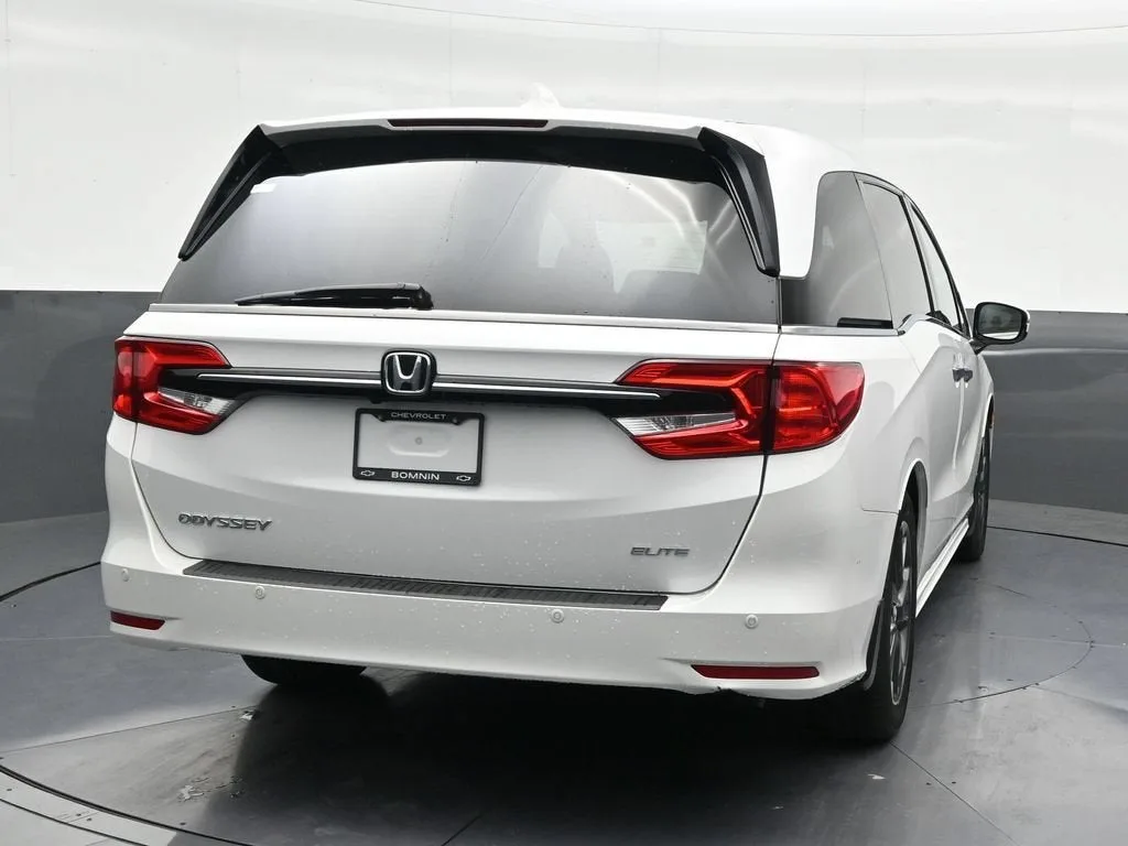 2023 Honda Odyssey Elite photo 8