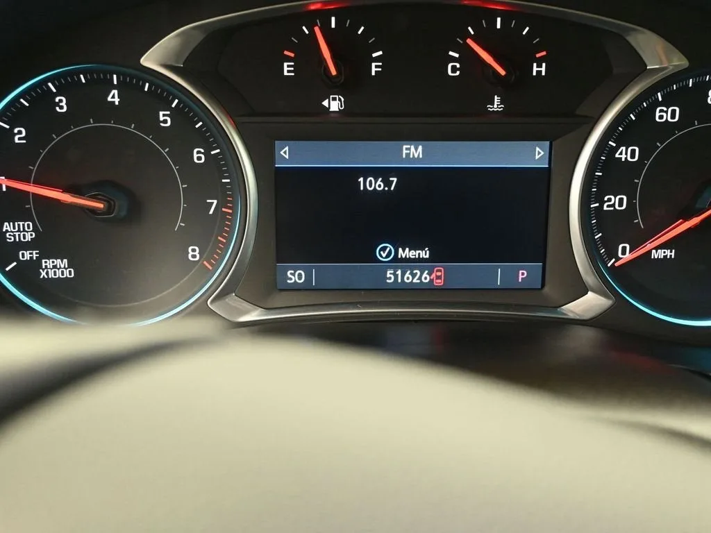 2021 Chevrolet Traverse LT Leather photo 10