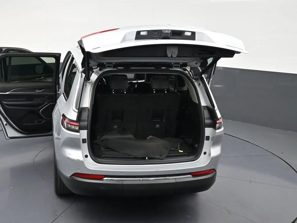 2021 Jeep Grand Cherokee L Limited 4x2 photo 33
