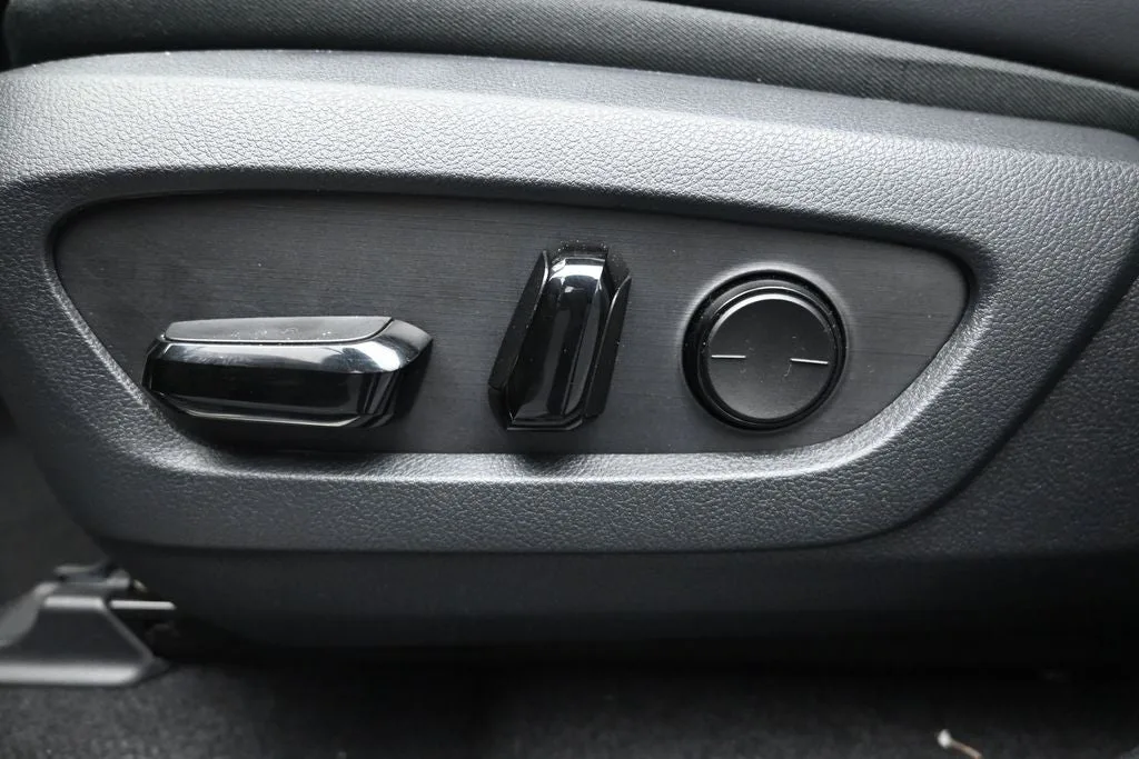 2025 Lexus NX 350 F SPORT Handling photo 11