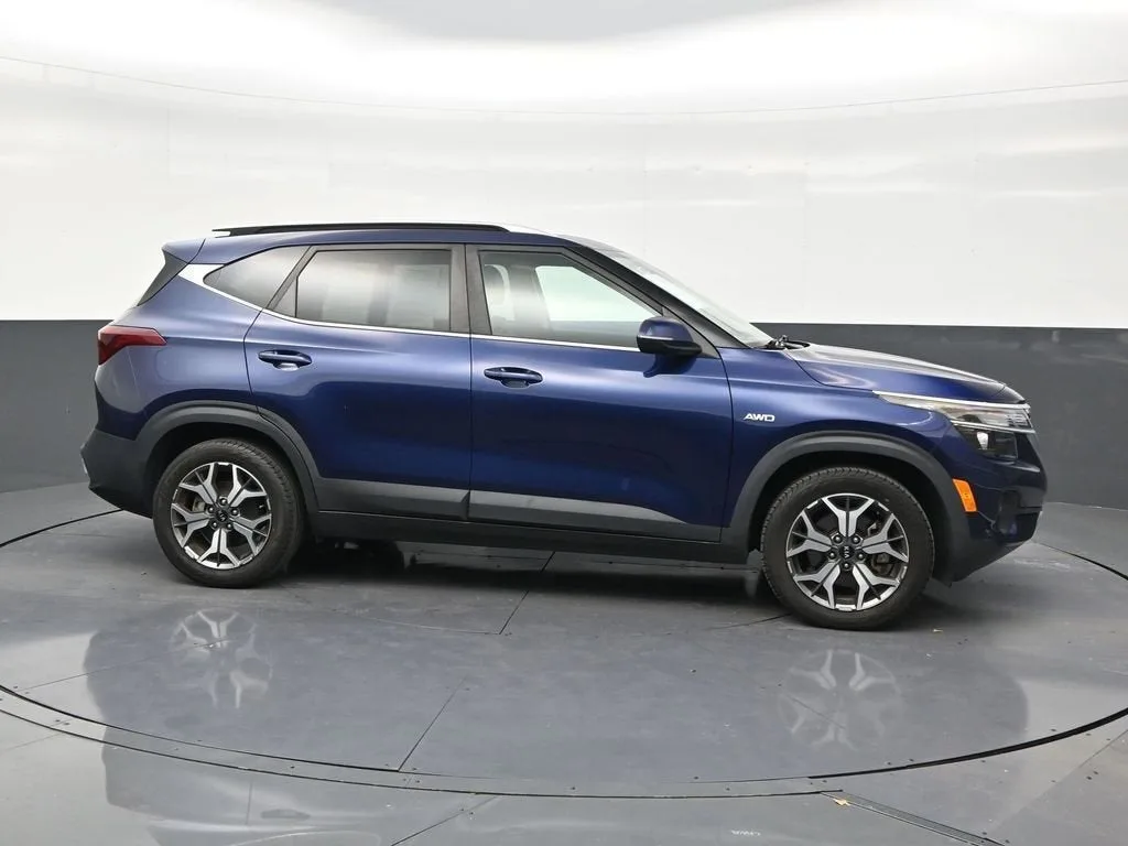 2021 Kia Seltos EX photo 6