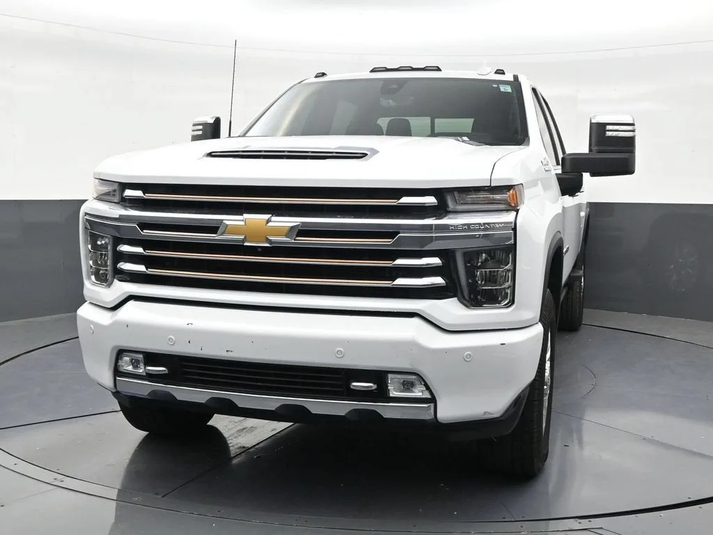 2023 Chevrolet Silverado 2500 HD High Country photo 8