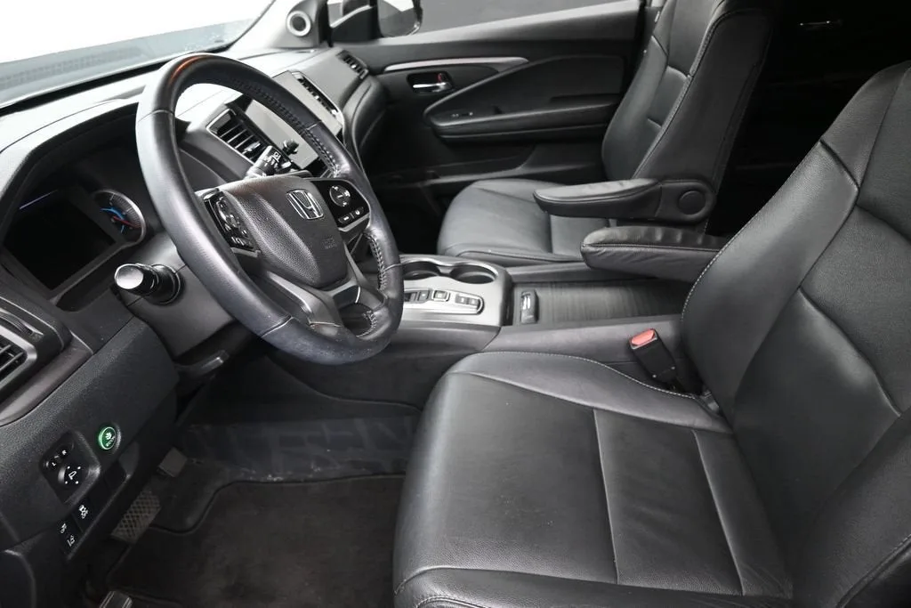 2021 Honda Pilot 2WD Special Edition photo 11