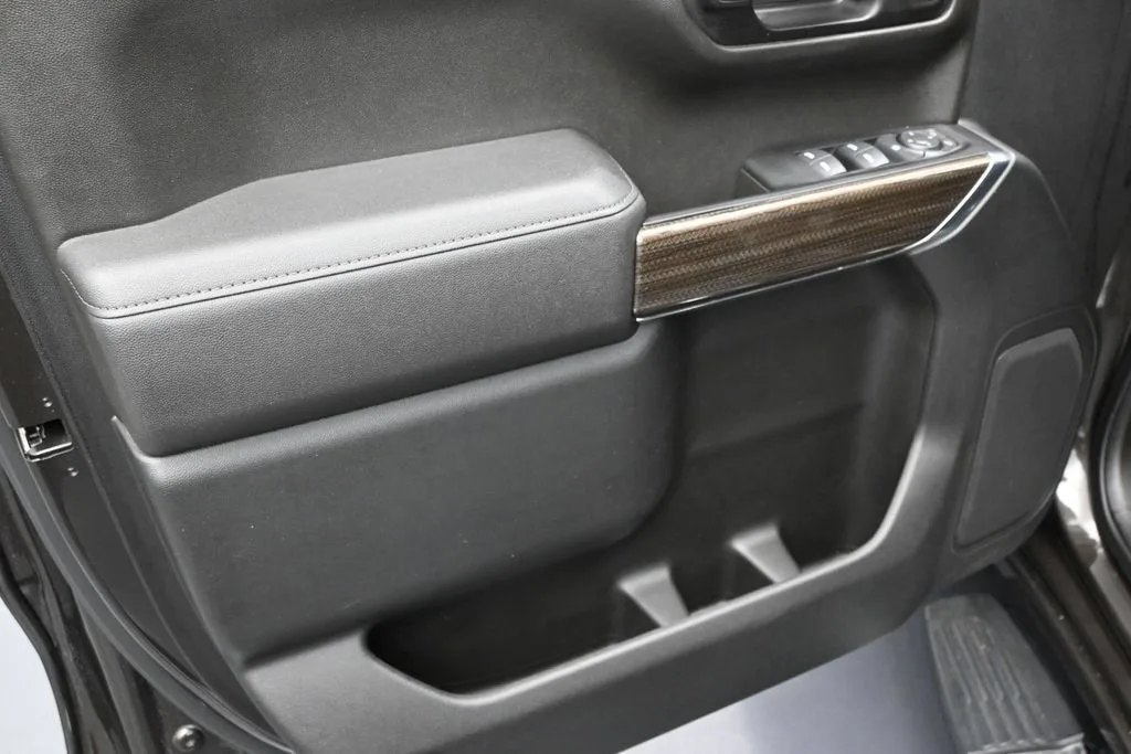 2022 Chevrolet Silverado 1500 LTD LT photo 11