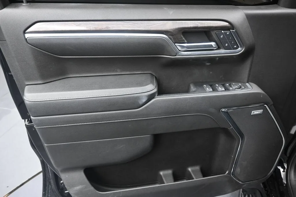 2024 Chevrolet Silverado 1500 LTZ photo 11