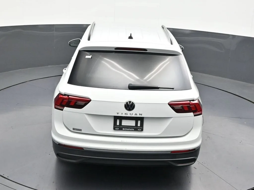 2024 Volkswagen Tiguan 2.0T S photo 12