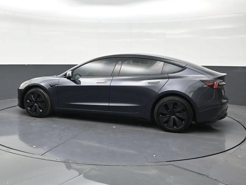 2024 Tesla Model 3 LONG RANGE photo 7