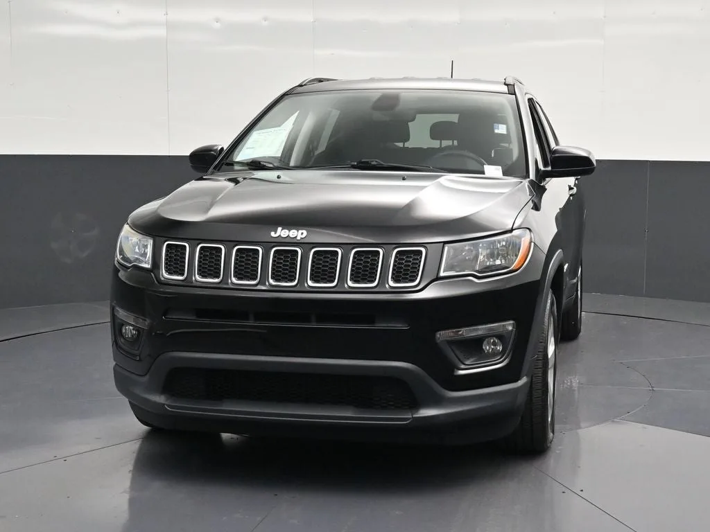 2019 Jeep Compass Latitude photo 6