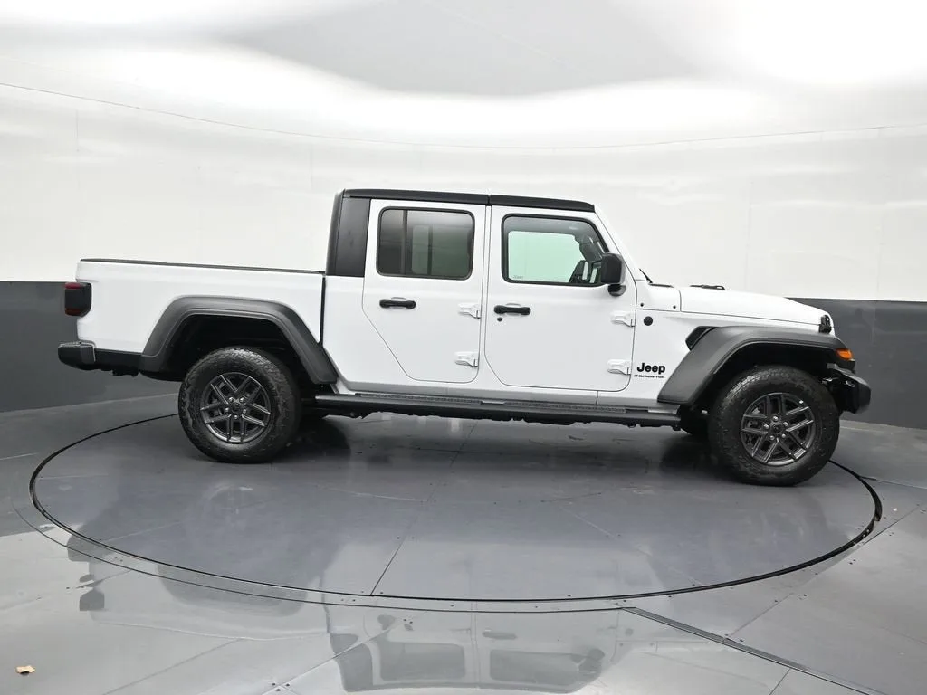 2025 Jeep Gladiator Sport S photo 7