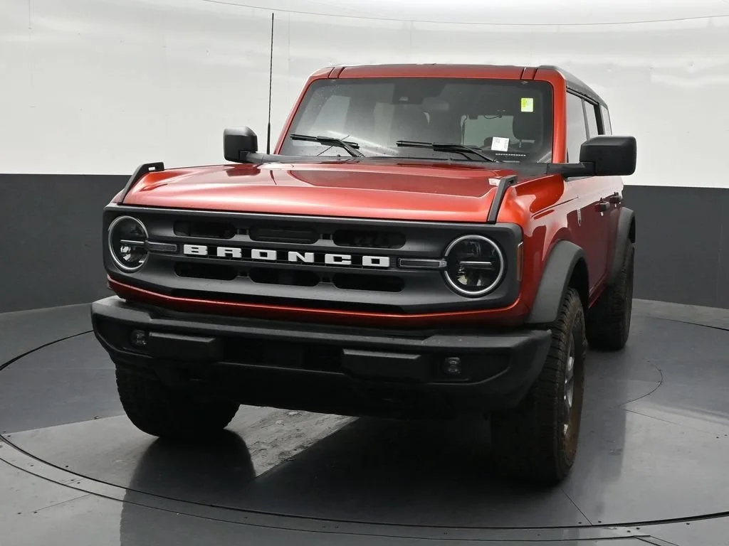 2023 Ford Bronco Big Bend photo 9