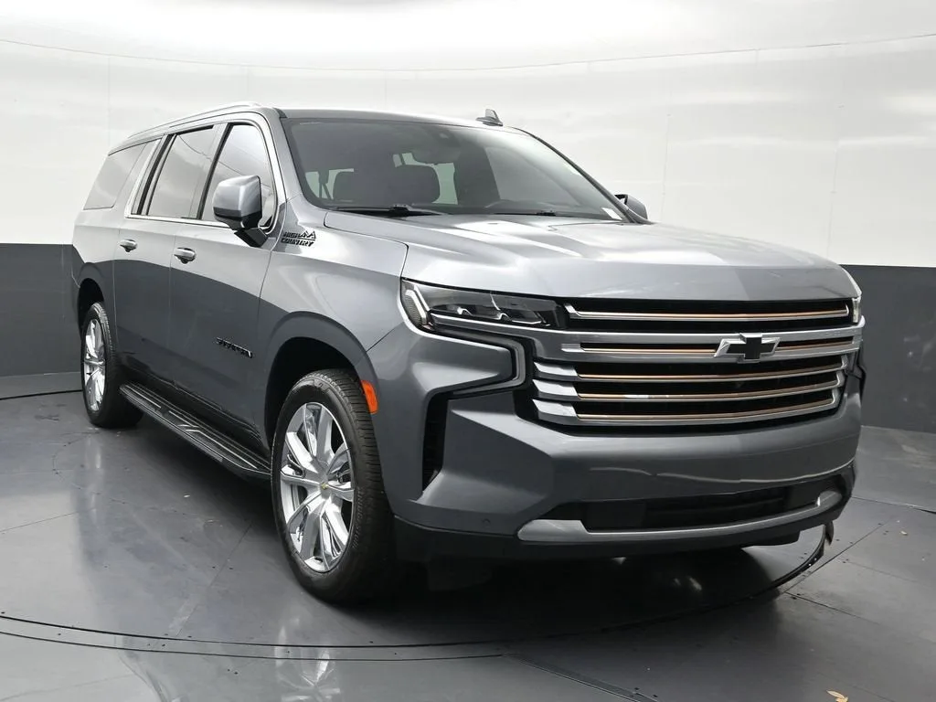2021 Chevrolet Suburban High Country photo 8
