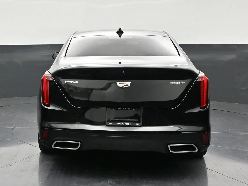 2024 Cadillac CT4 Luxury photo 4