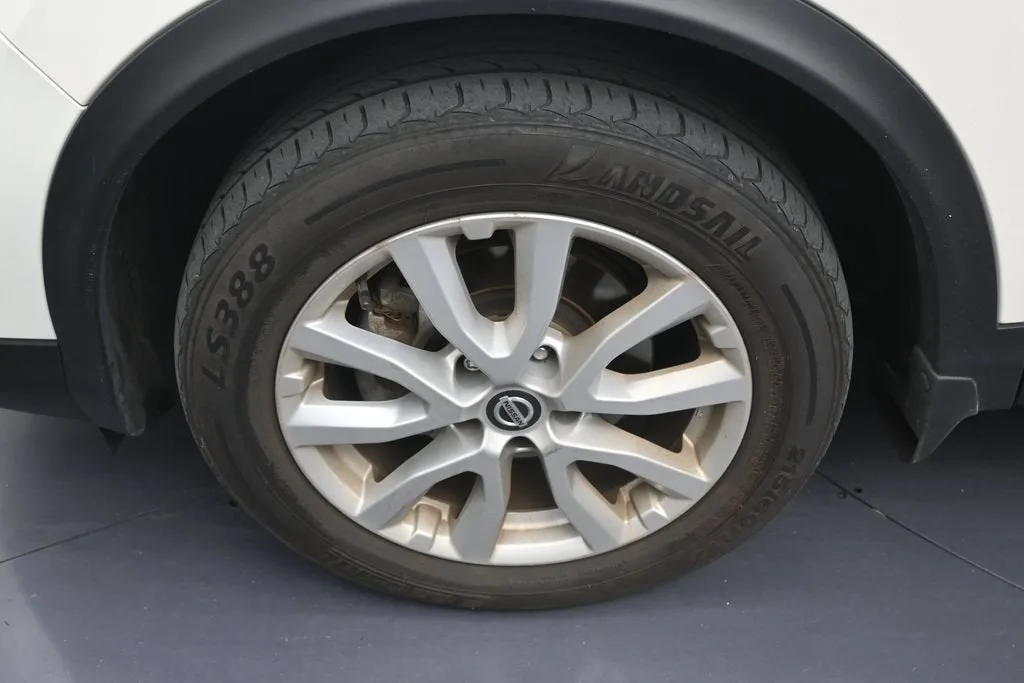 2022 Nissan Rogue Sport SV FWD Xtronic CVT photo 10