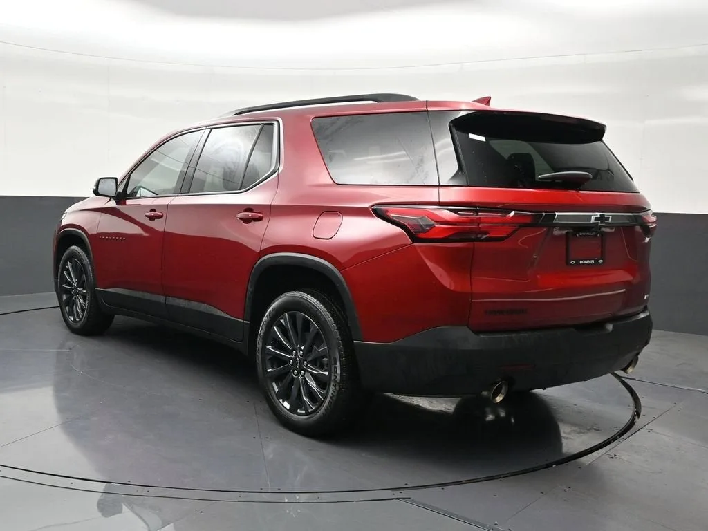 2023 Chevrolet Traverse RS photo 3