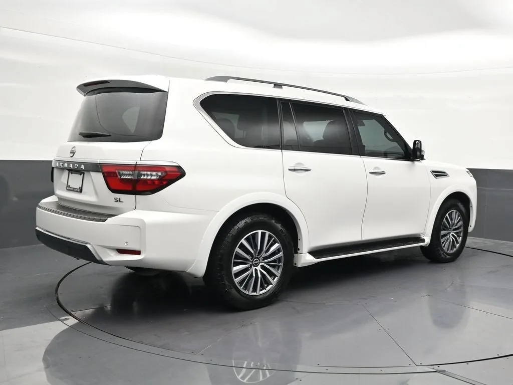 2023 Nissan Armada SL 4WD photo 5