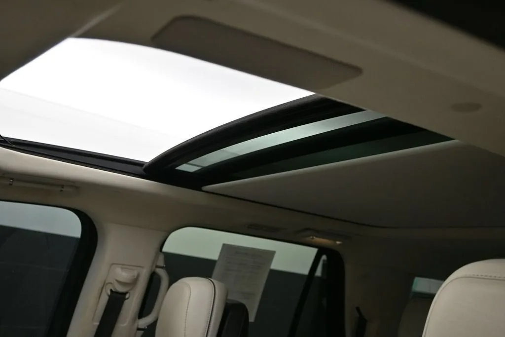 2024 Lincoln Navigator Black Label L photo 12