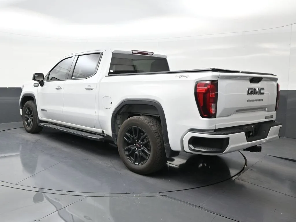 2024 GMC Sierra 1500 Elevation photo 3