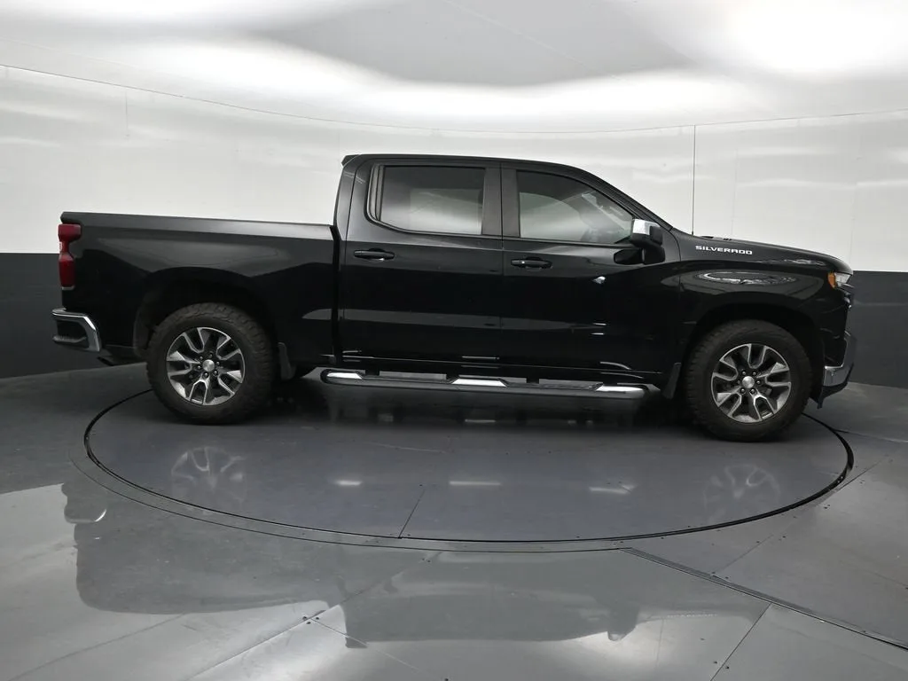 2022 Chevrolet Silverado 1500 LTD LT photo 7