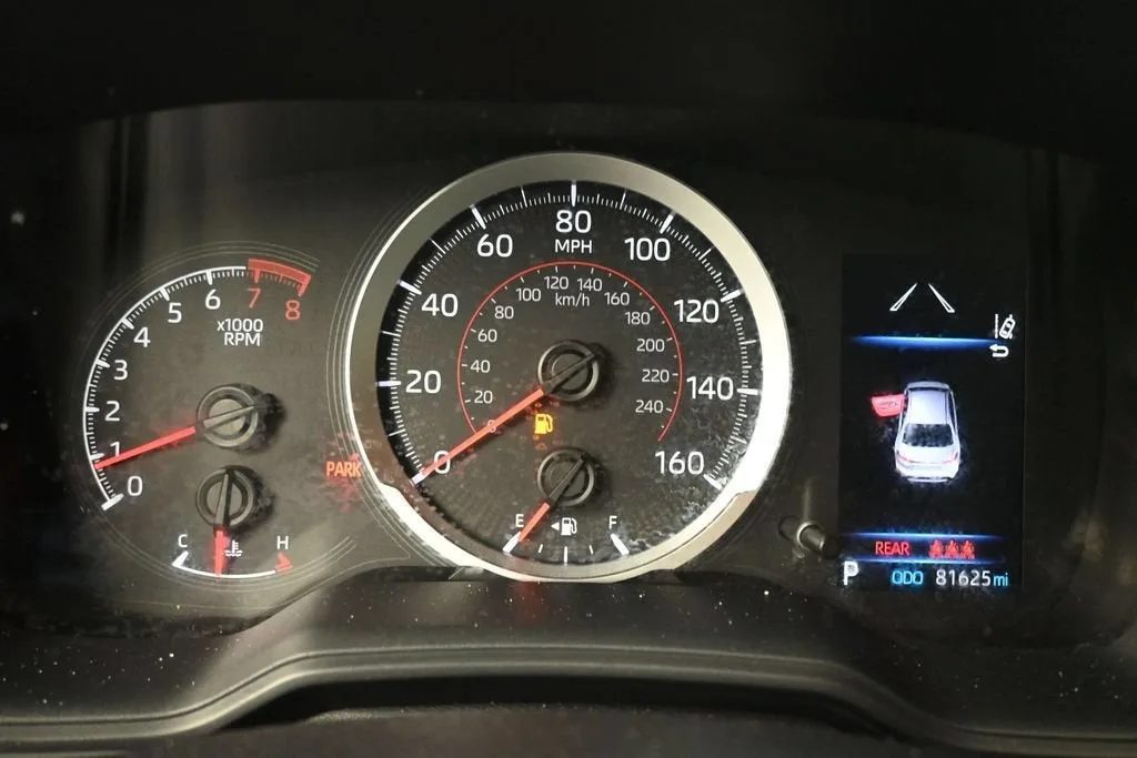 2020 Toyota Corolla SE photo 12