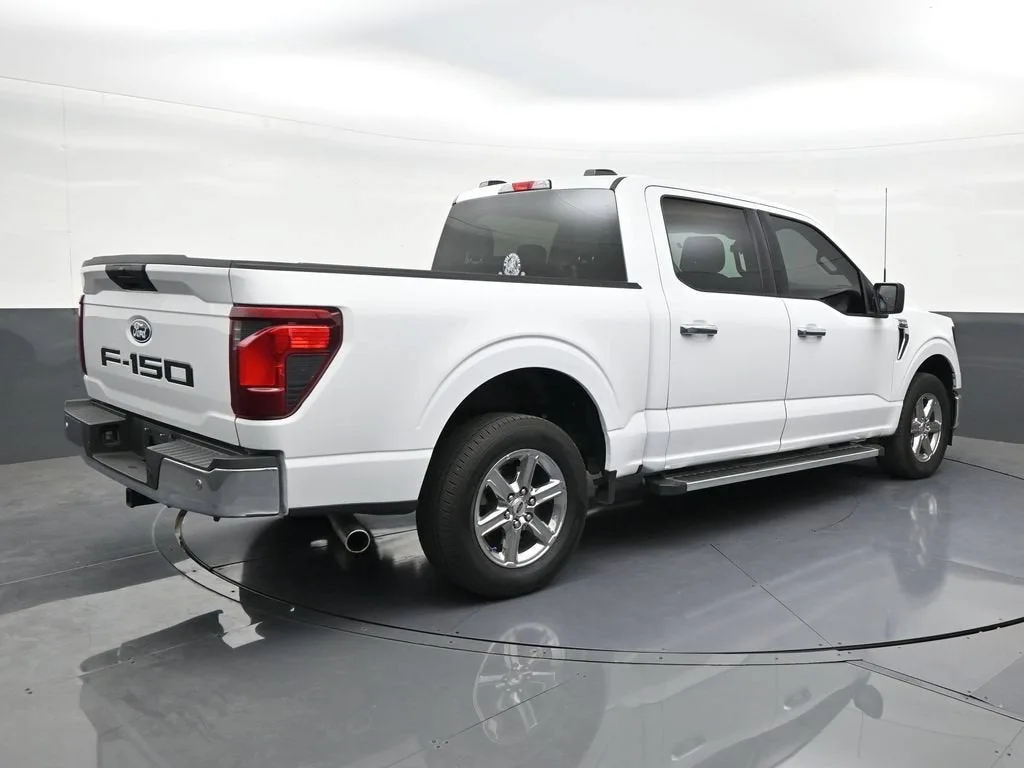 2025 Ford F-150 XLT photo 5
