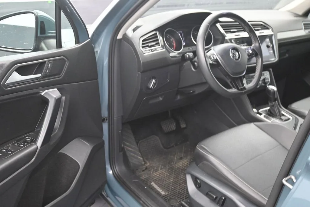 2021 Volkswagen Tiguan 2.0T SE photo 10