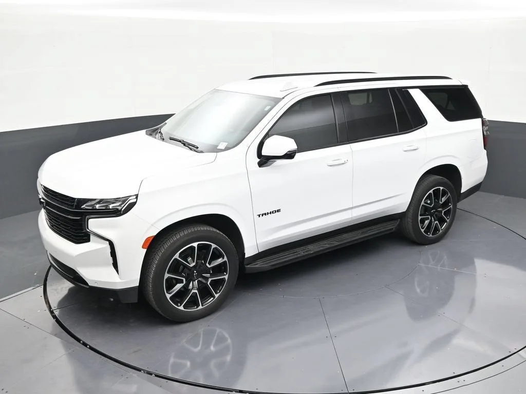 2023 Chevrolet Tahoe RST photo 12
