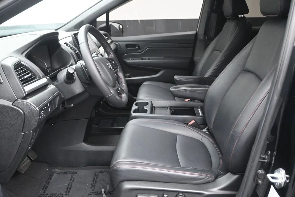 2024 Honda Odyssey Sport photo 9
