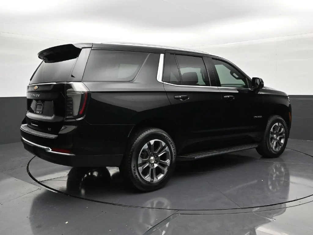 2026 Chevrolet Tahoe LT photo 5