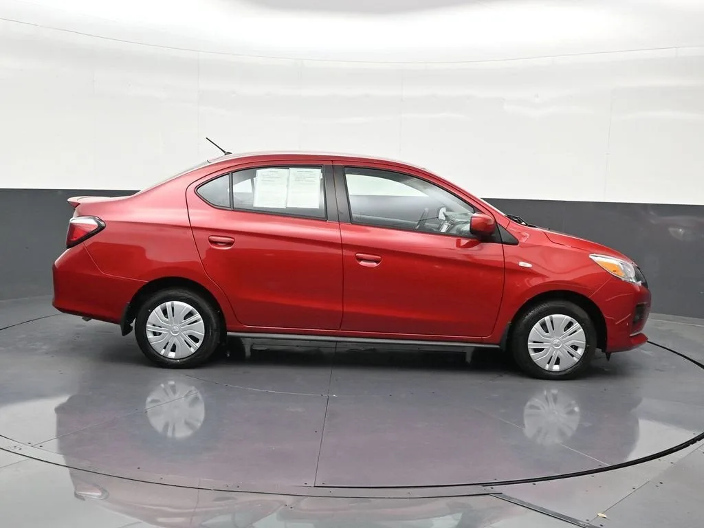 2024 Mitsubishi Mirage G4 ES photo 6