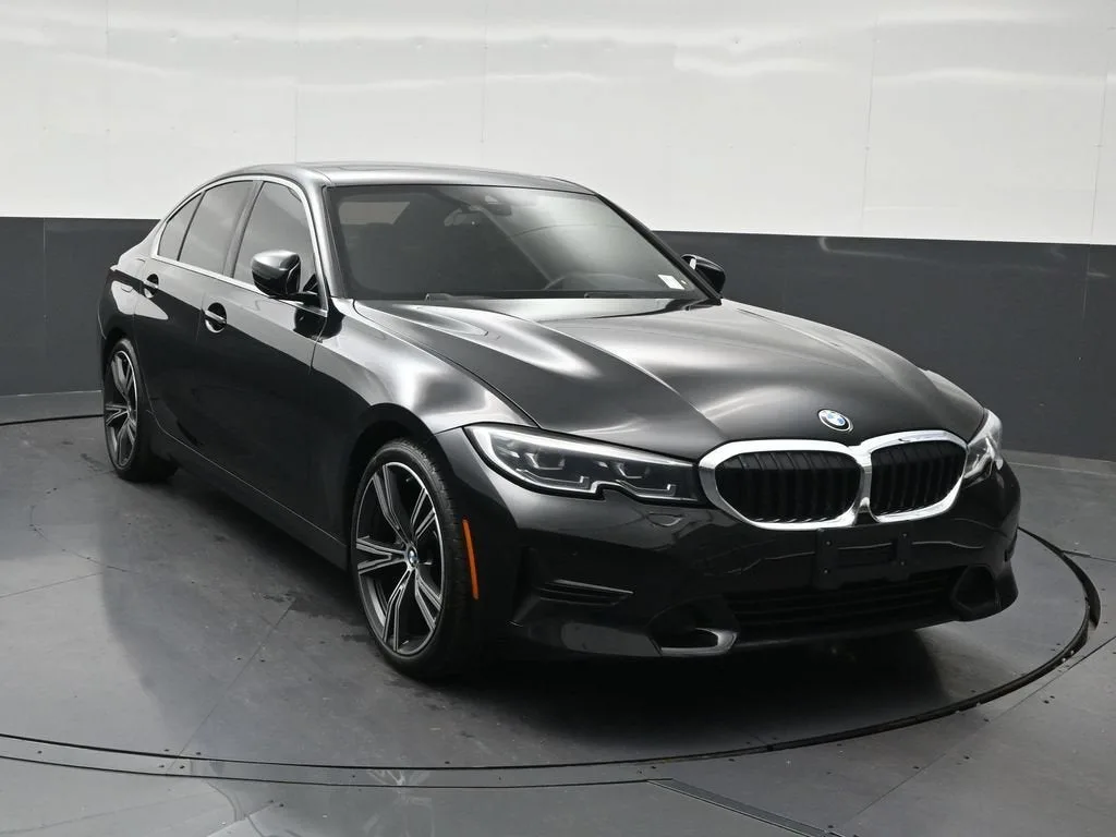 2021 BMW 330i 330i photo 8