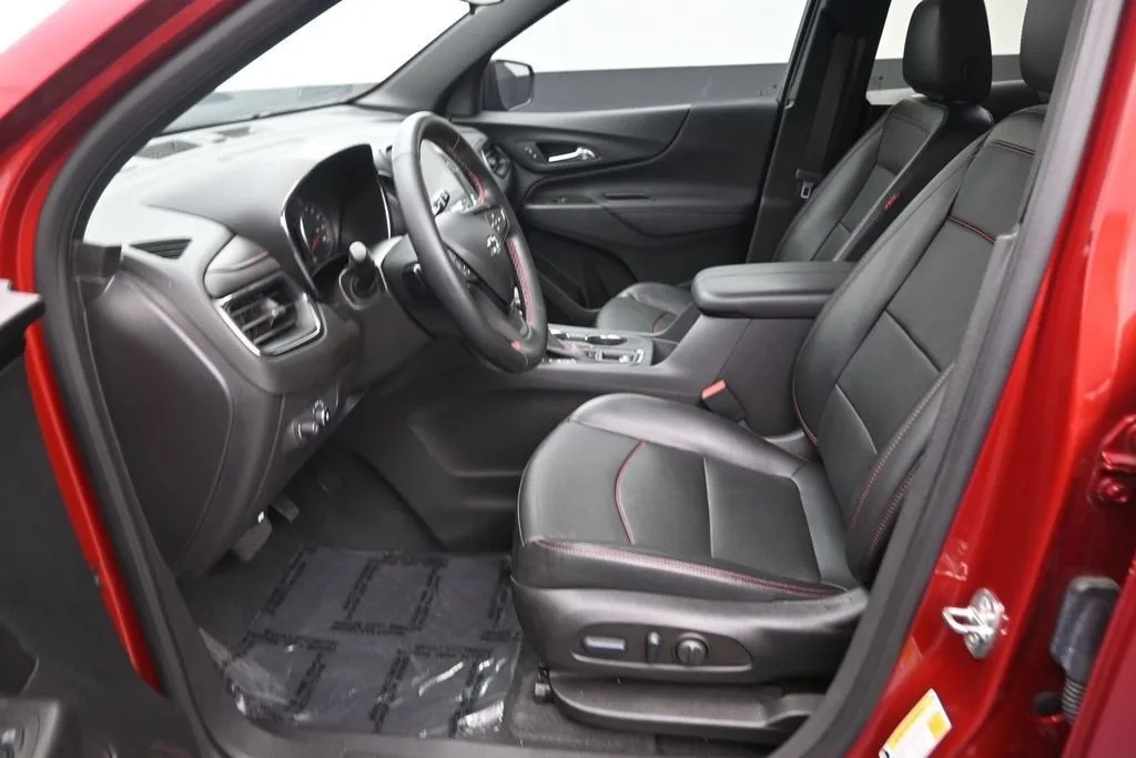 2023 Chevrolet Equinox RS photo 10
