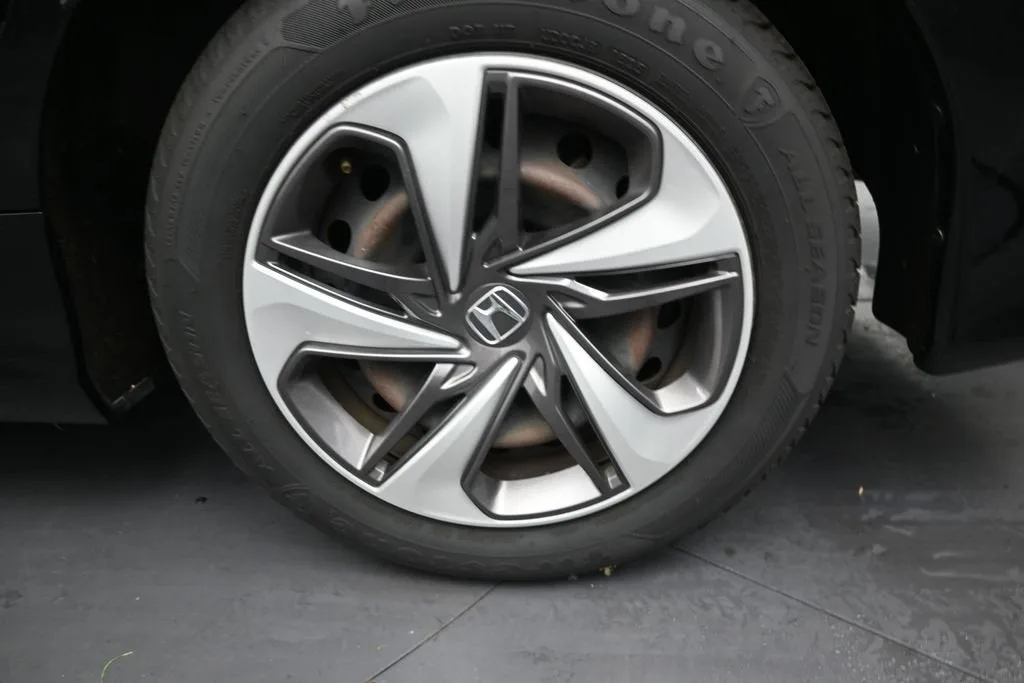 2019 Honda Civic Sedan LX photo 9