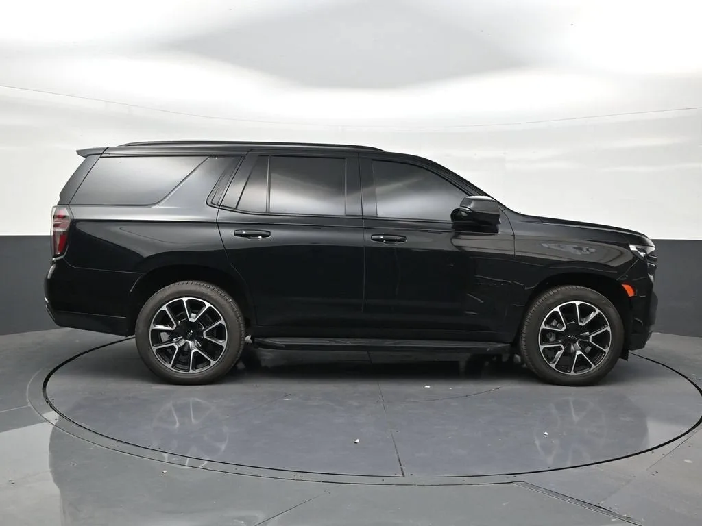 2024 Chevrolet Tahoe RST photo 8