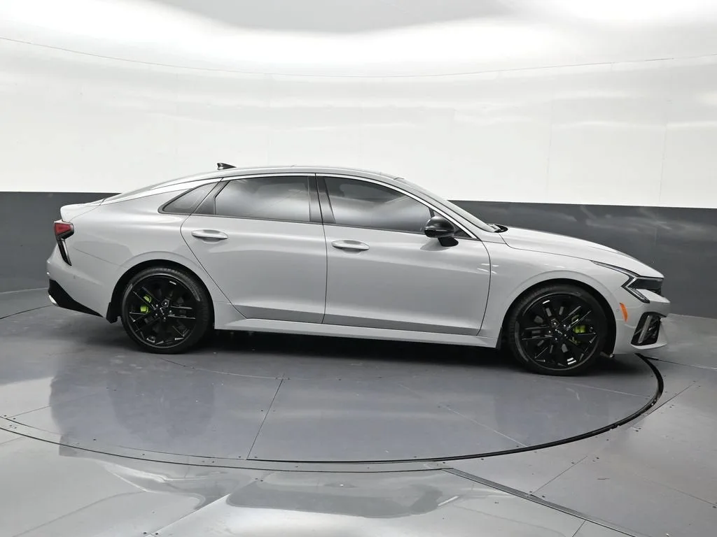 2026 Kia K5 GT photo 7