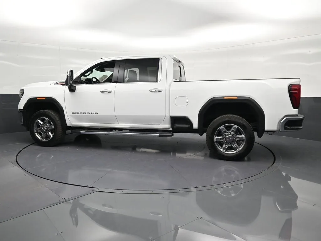 2025 GMC Sierra 2500HD SLT photo 8