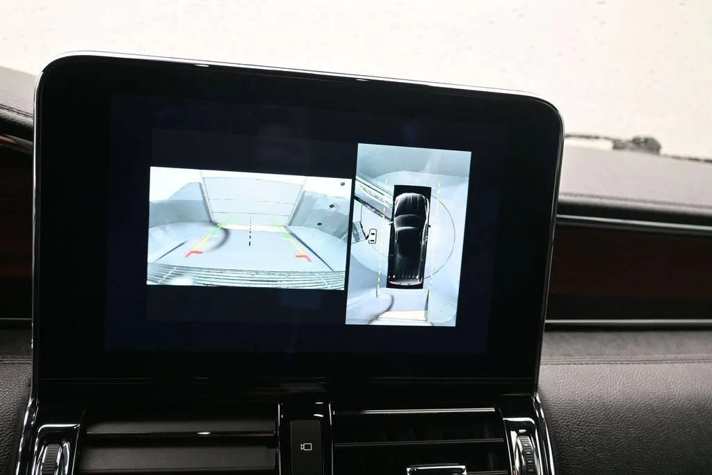 2020 Lincoln Navigator Reserve photo 11