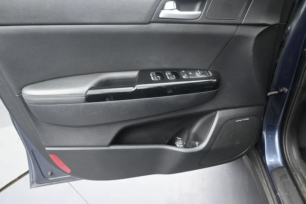 2020 Kia Sportage EX photo 11