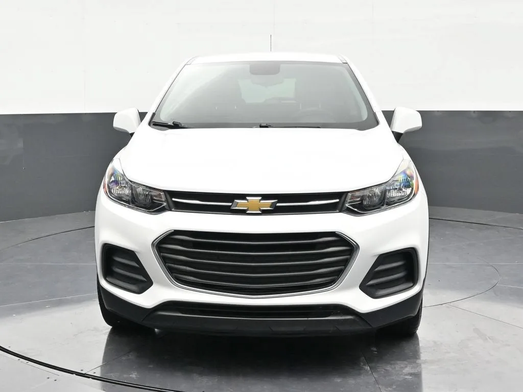 2021 Chevrolet Trax LS photo 8