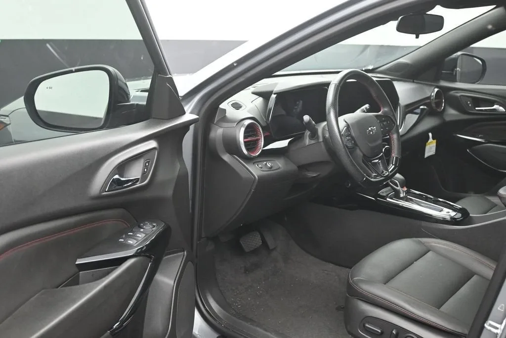 2025 Chevrolet Trax 2RS photo 10