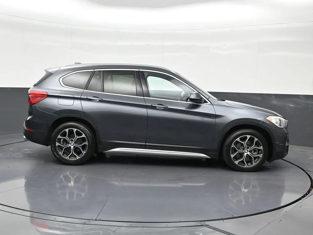 2021 BMW X1 sDrive28i photo 7