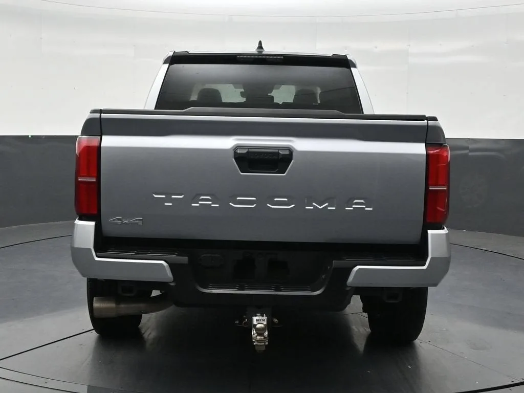 2024 Toyota Tacoma SR5 photo 4
