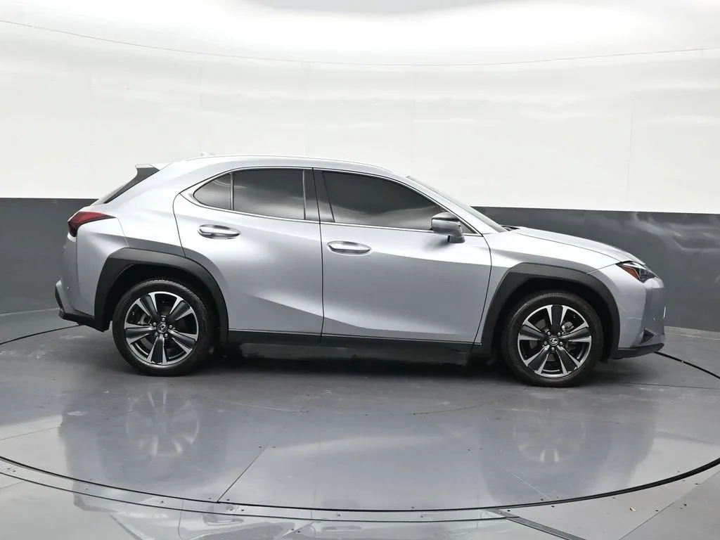 2023 Lexus UX 250h UX 250h photo 7