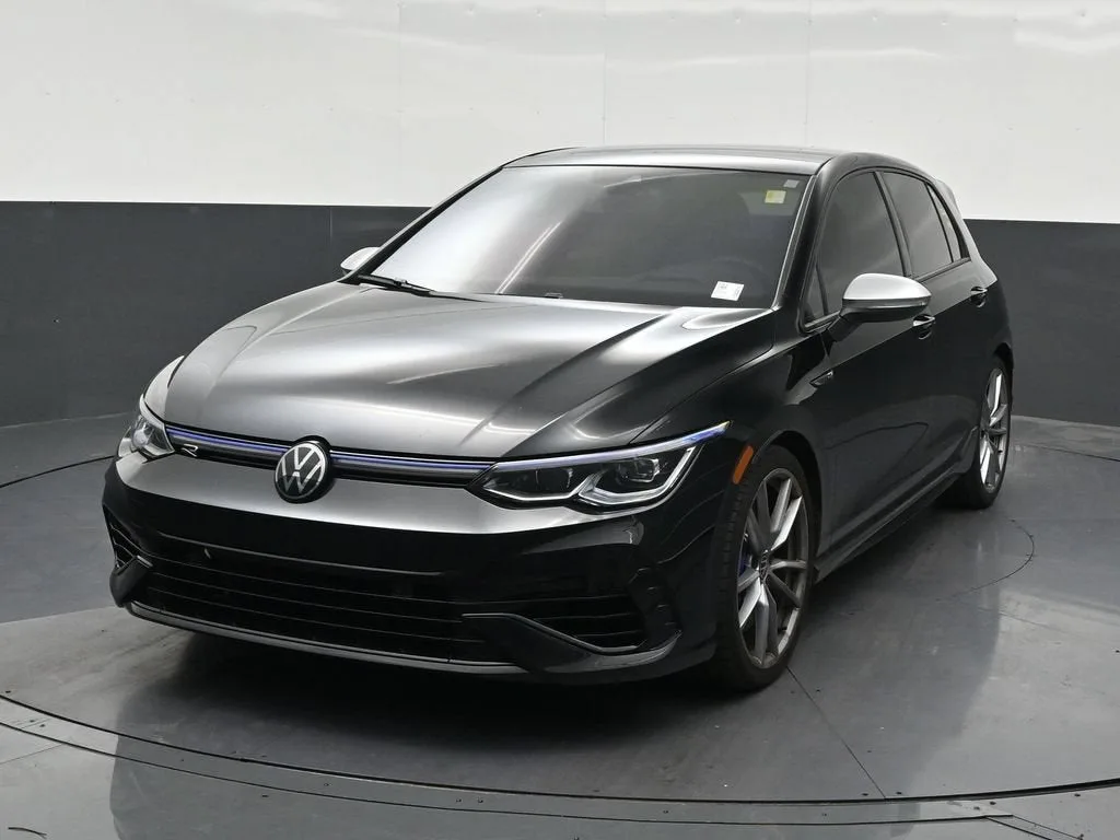 2024 Volkswagen Golf R 2.0T photo 8