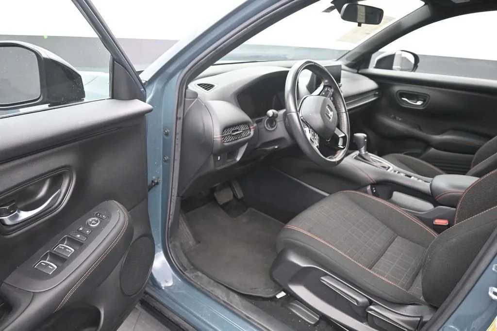 2024 Honda HR-V Sport photo 9