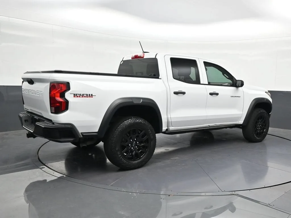 2023 Chevrolet Colorado Trail Boss photo 5