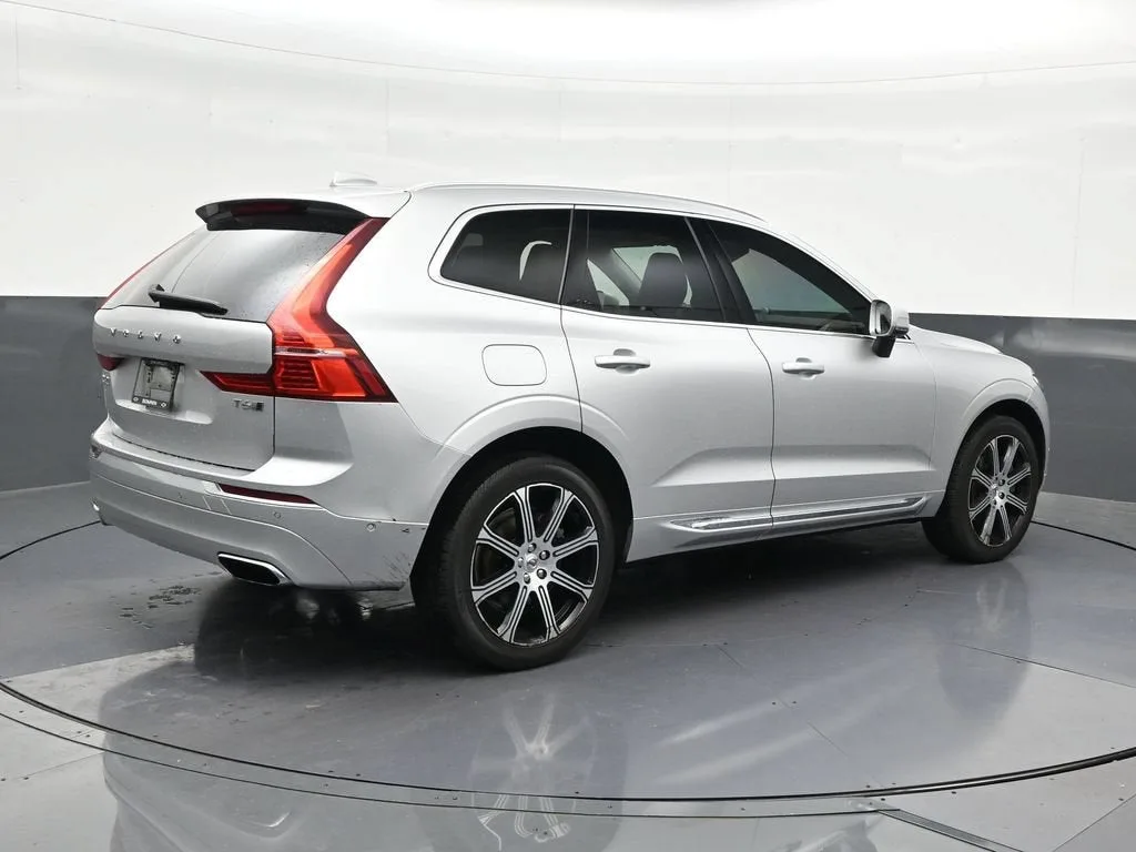 2020 Volvo XC60 Inscription photo 5